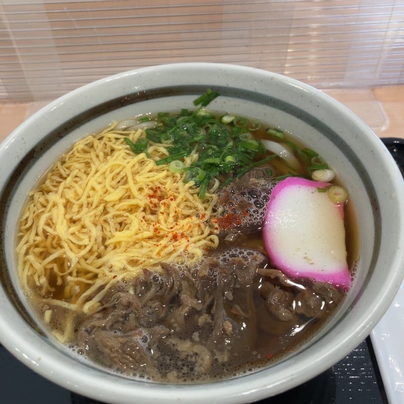 見蘭牛すじうどん(美東サービスエリア(上り線)ショッピングコーナー )