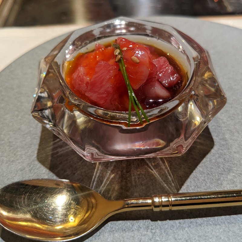 とろけるお肉(お肉屋 けいすけ 三男坊 )