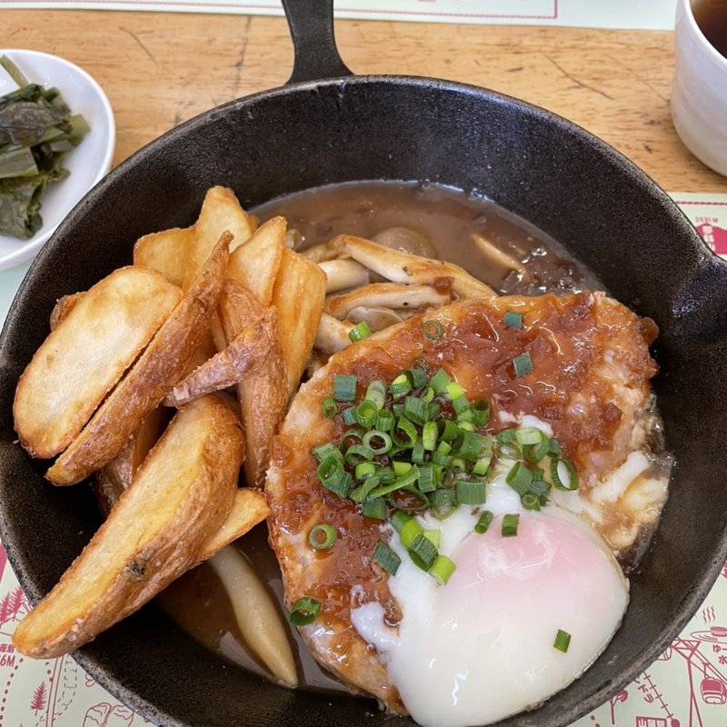 ポークソテー定食(マナスル山荘 本館 )