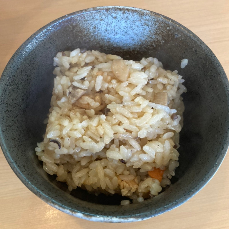 かやくごはん(饂飩こさん)