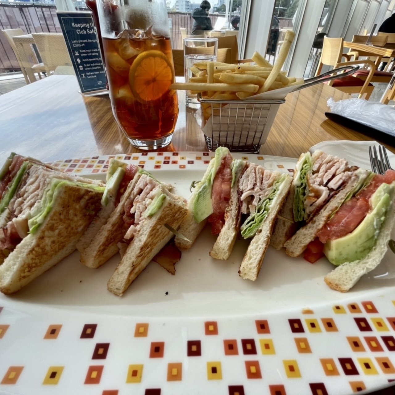 クラブ サンドイッチ(アメリカンバーアンドグリル （American Bar & Grill）)の口コミ一覧 おいしい一皿が集まるグルメ