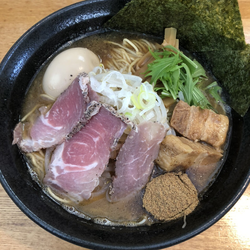 魚介豚骨特製らあめん(麺のご馳走 花うさぎ)