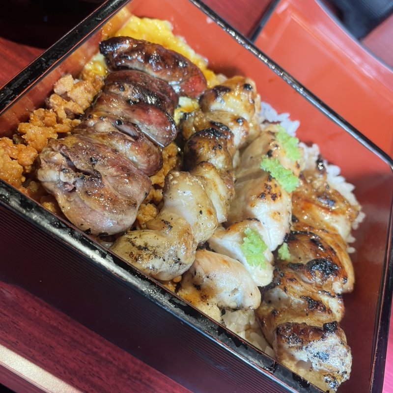 焼鳥 盛合せ重(えどまつ)