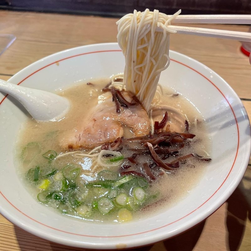 純正ラーメン(博多らーめん虎)