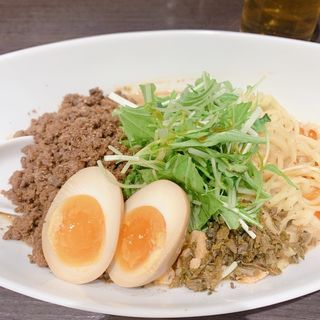 つゆなし味噌坦々麺(四川担担麺 阿吽 キッテグランシェ店)
