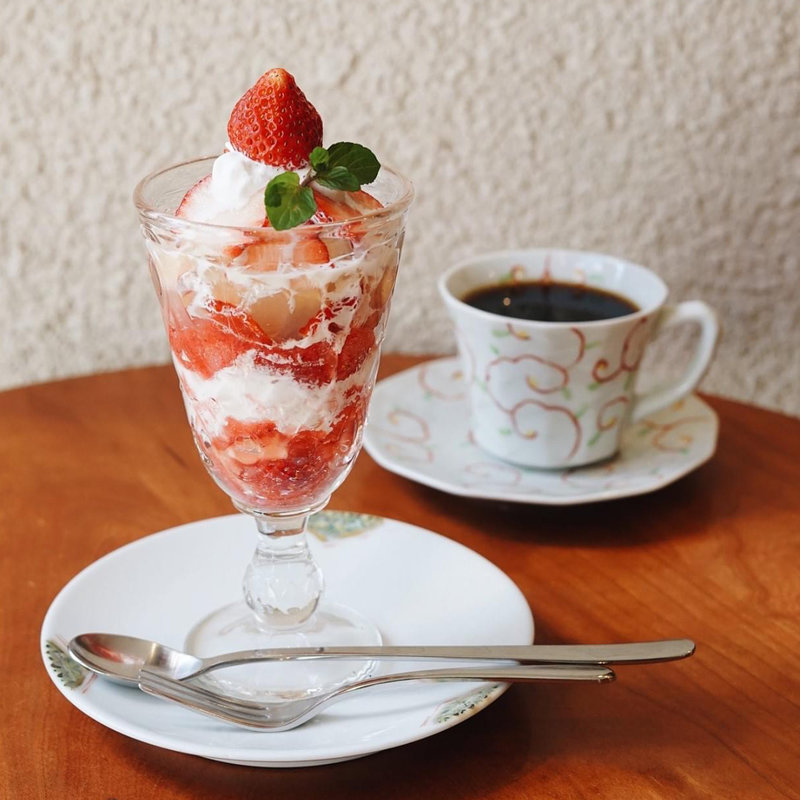 早春のいちごパフェ(堀口珈琲 世田谷本店)