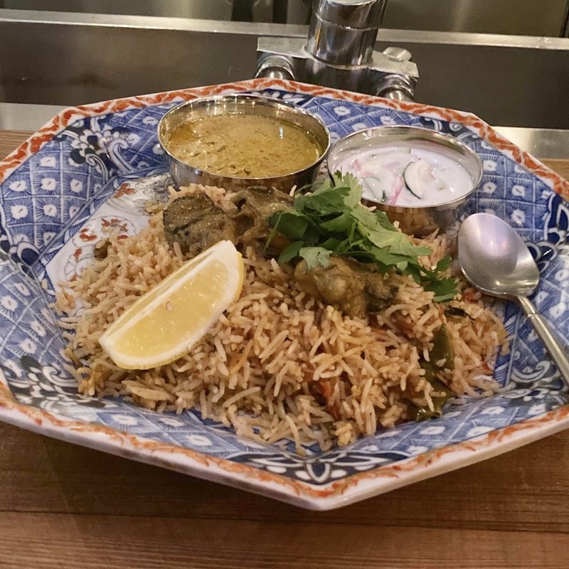 牡蠣のビリヤニ（チキンサルナ、ライタ付き）(キクヤ)