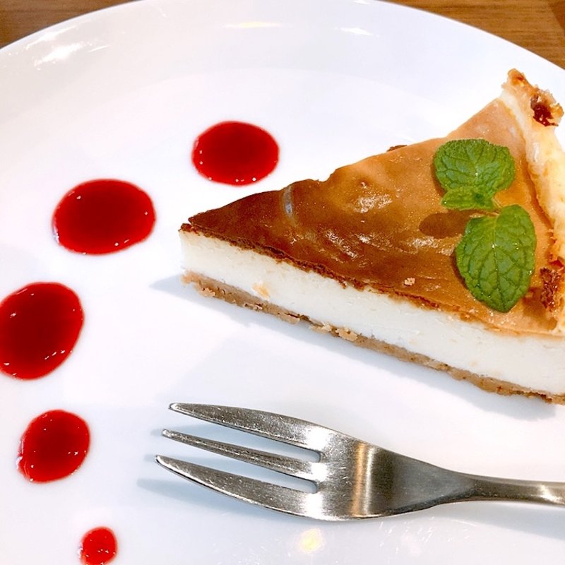 ベイクドチーズケーキ(caféizm)