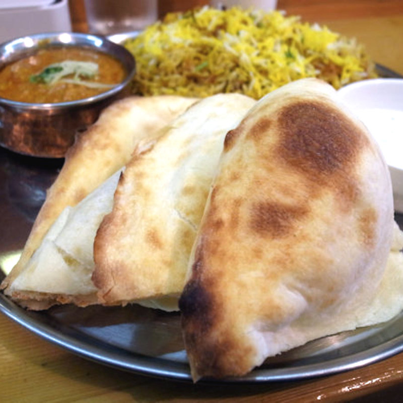 ナン(インド料理ダイニングバー ルドリ)