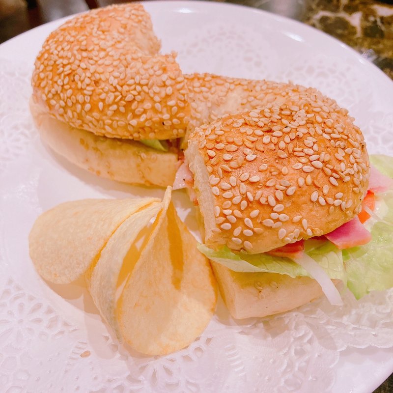 ベーグルサンド(BLT)(珈琲貴族エジンバラ)