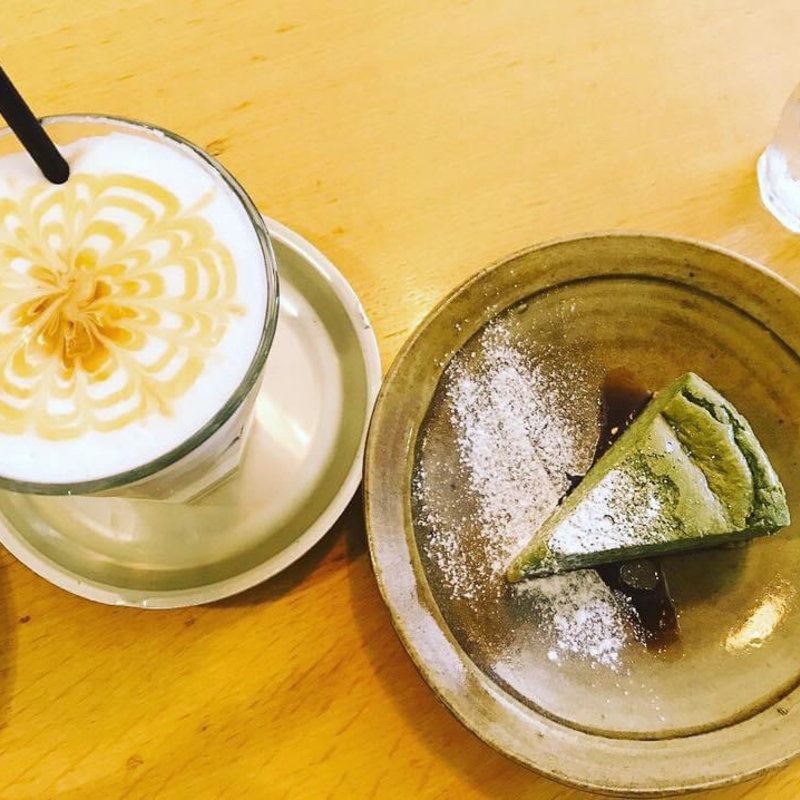 抹茶チーズケーキ(cafe uwaito)