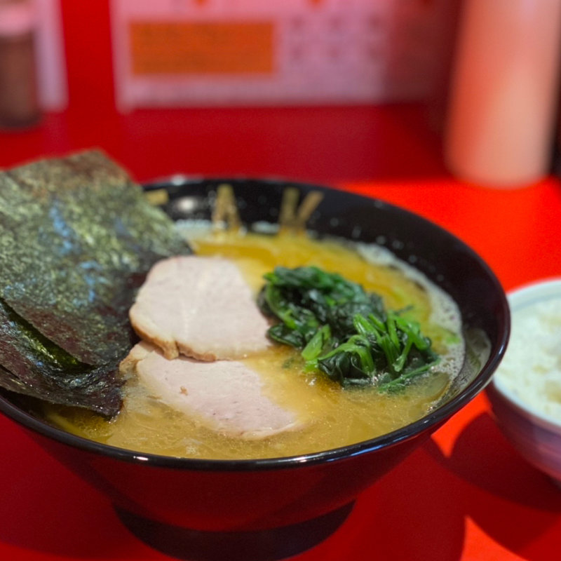 E.A.Kラーメン(MEN-EIJI E.A.K 南2条店)