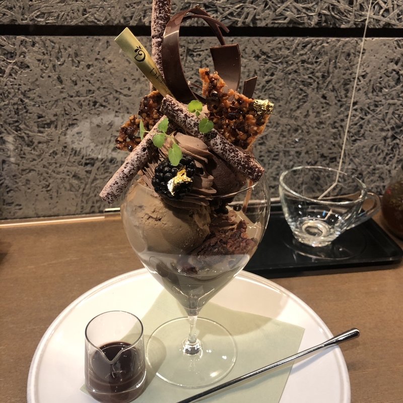 ショコラティエ(パティスリー＆カフェ デリーモ 東京ミッドタウン日比谷店)