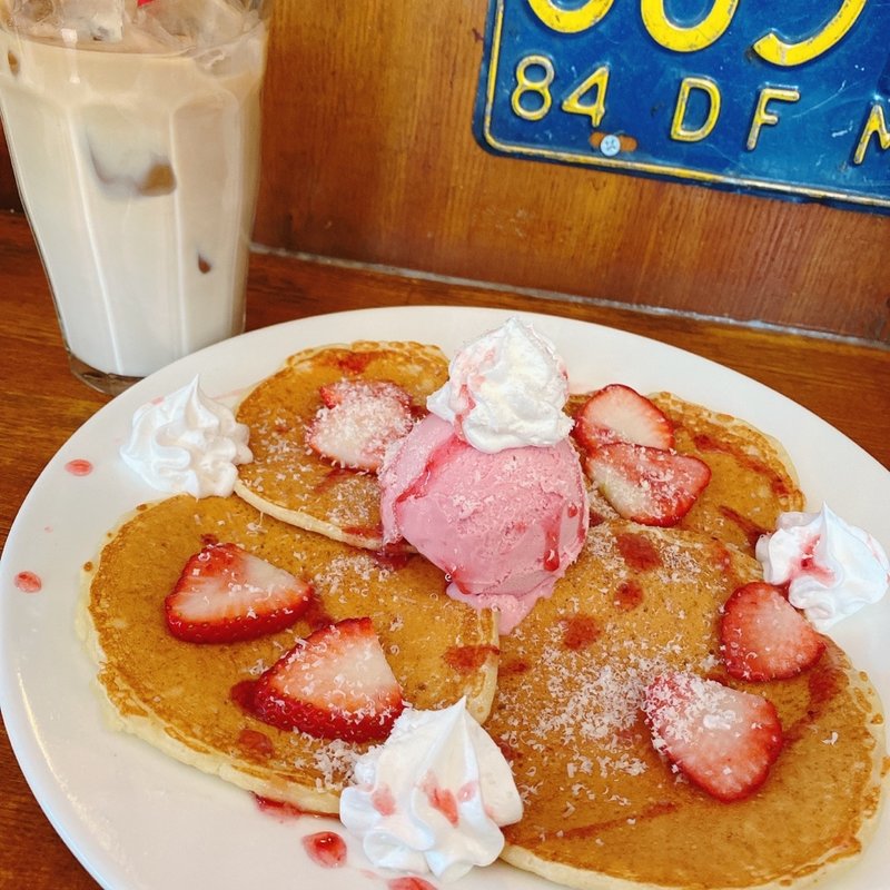 季節のパンケーキ　いちご(Cafe Matilda)