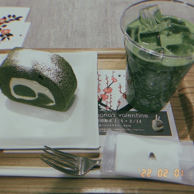 抹茶ロールケーキ(nana's green tea 福岡パルコ店)