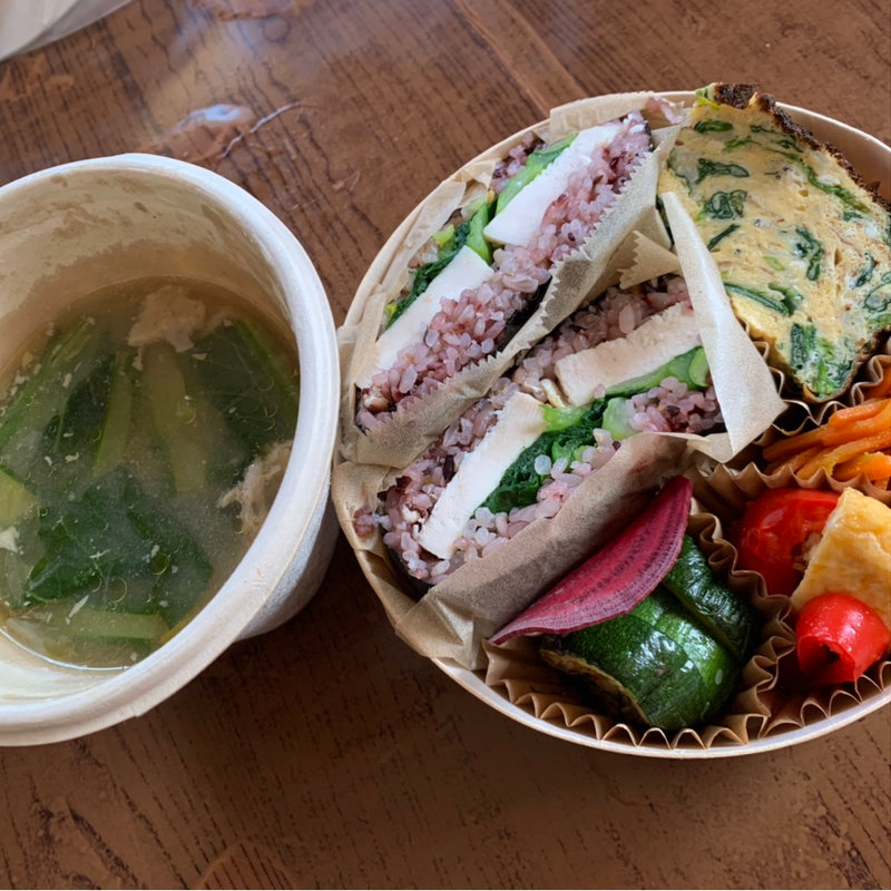 おにぎらず弁当(はるひカフェ)