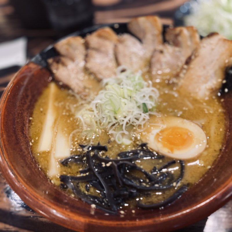 味噌漬け炙りチャーシュー麺(麺場 田所商店 札幌手稲店)