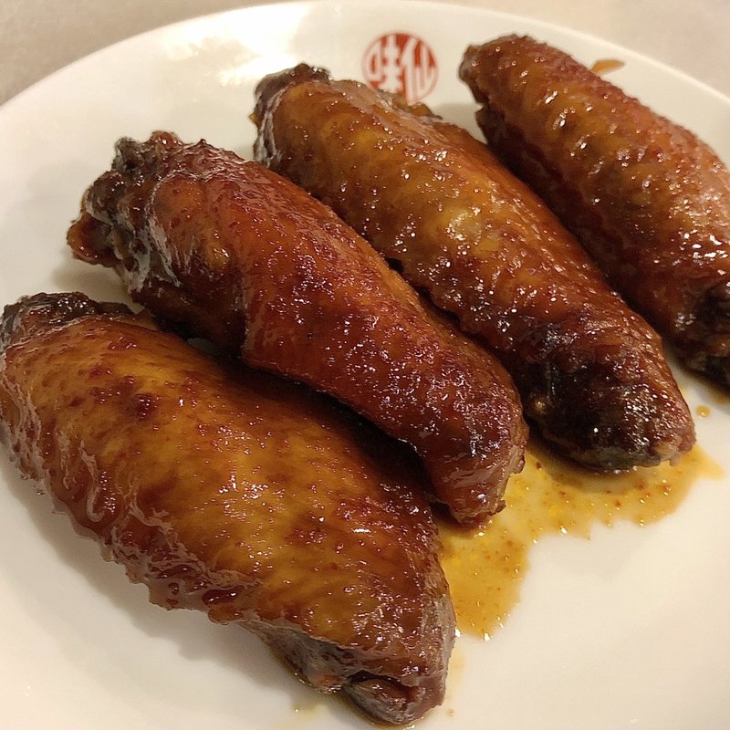 手羽先(紅醤鶏翅)(味仙本店)