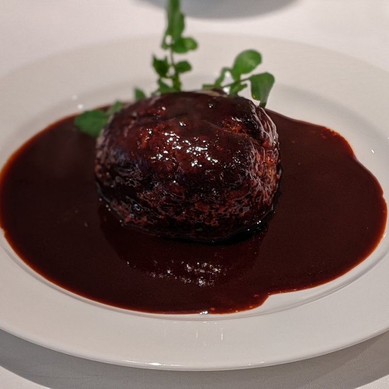 ハンバーグ(レストラン 代官山小川軒)