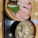 大トロ丼(沼津魚がし鮨 流れ鮨 富士店)