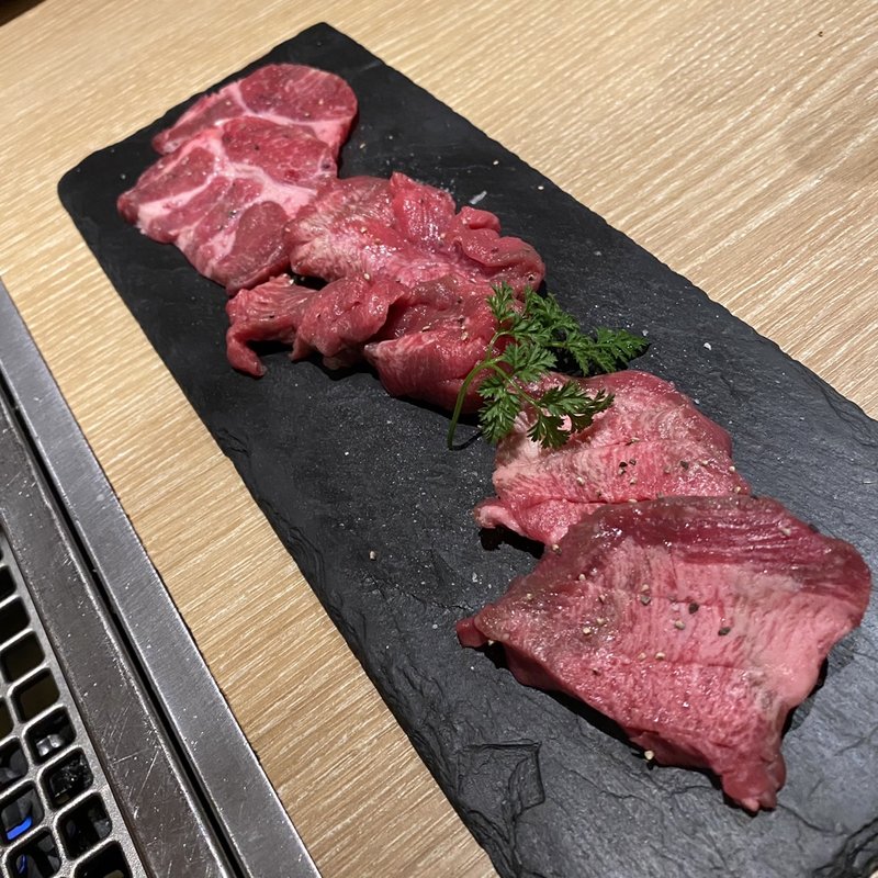 タン三種盛り(横浜焼肉kintan)