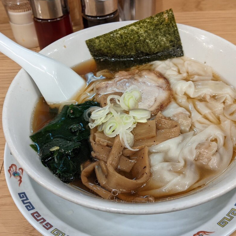 ワンタン麺(ら〜めんや 風神)