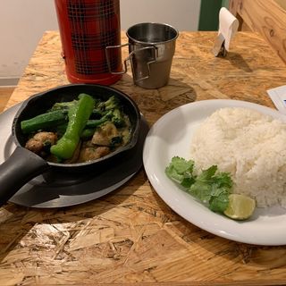 (野菜を食べるカレー camp)