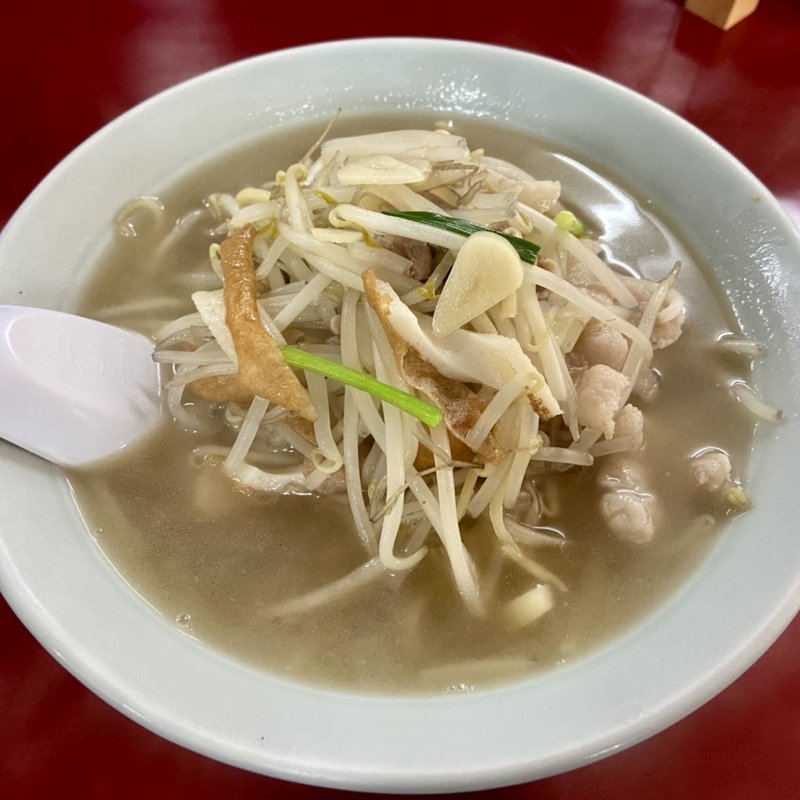 にんにくもやしちゃんぽん(創業50年 竜勝園（りゅうしょうえん）)