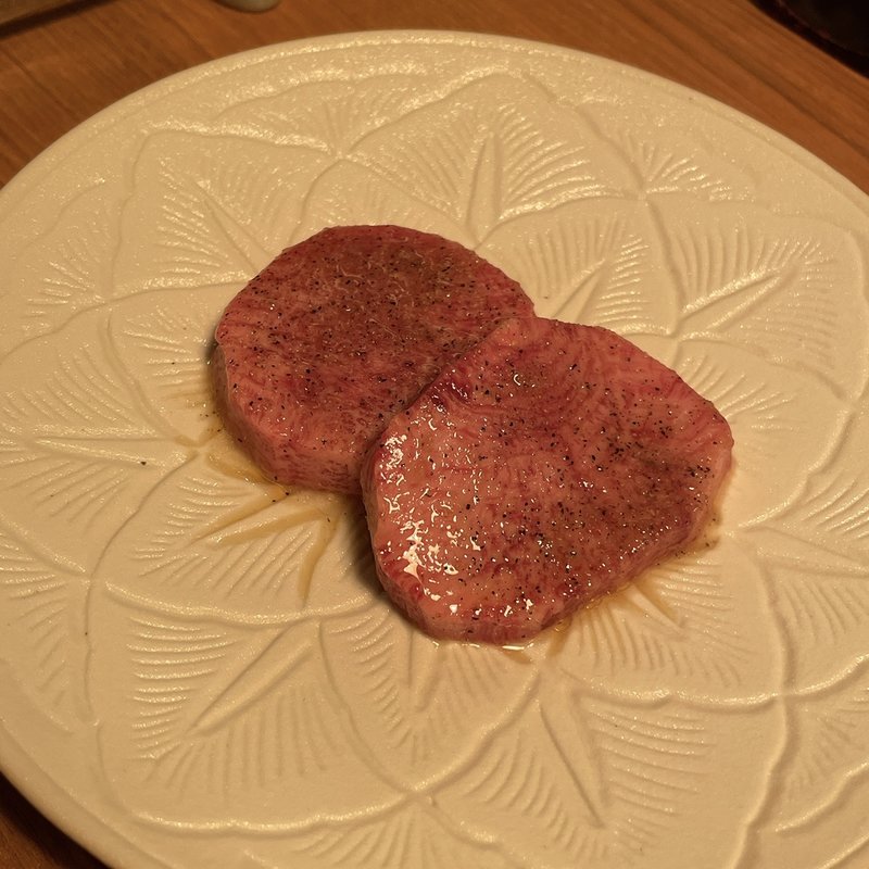 厚切り極上タン (焼肉 矢澤 )