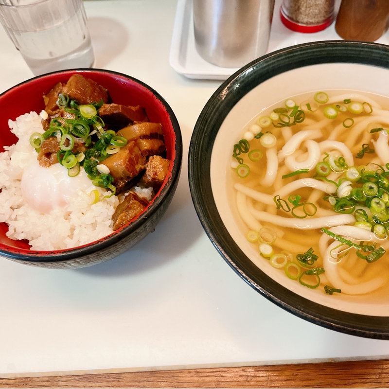 豚の角煮丼セット(星のうどん （ほしのうどん）)