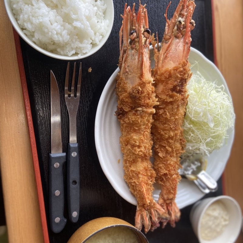 究極の大きなえびフライ定食(シャンシャン茶屋 （しゃんしゃんちゃや）)