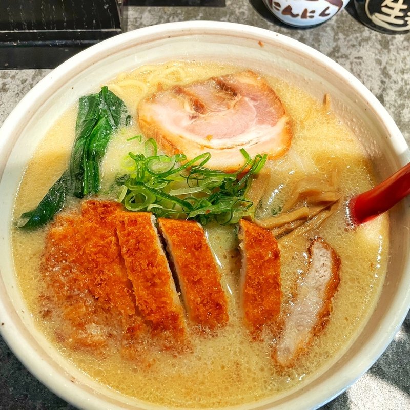 とんかつ味噌ラーメン(らーめん 北の大地 恵比寿店)