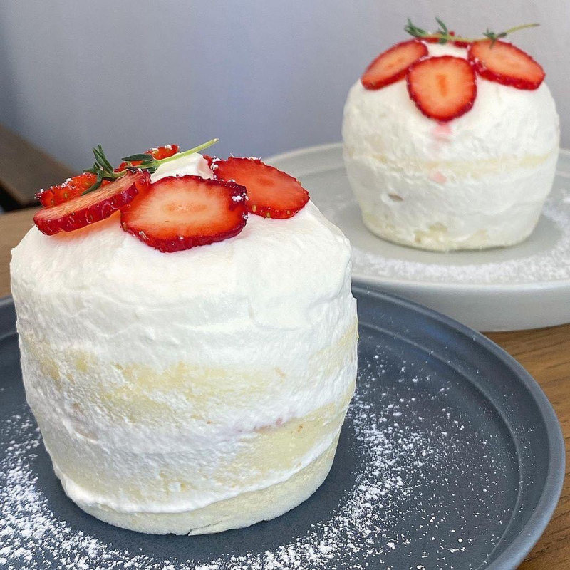 苺のショートケーキ(AIMU(アイム))