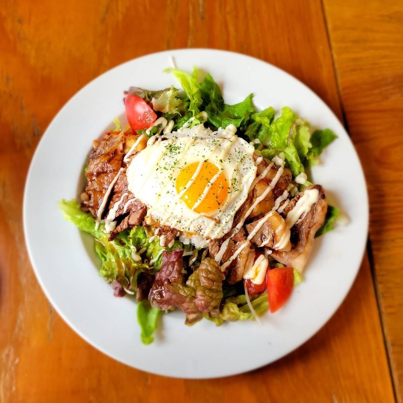 ステーキオーバーライス(デモデヘブン 相模原店)