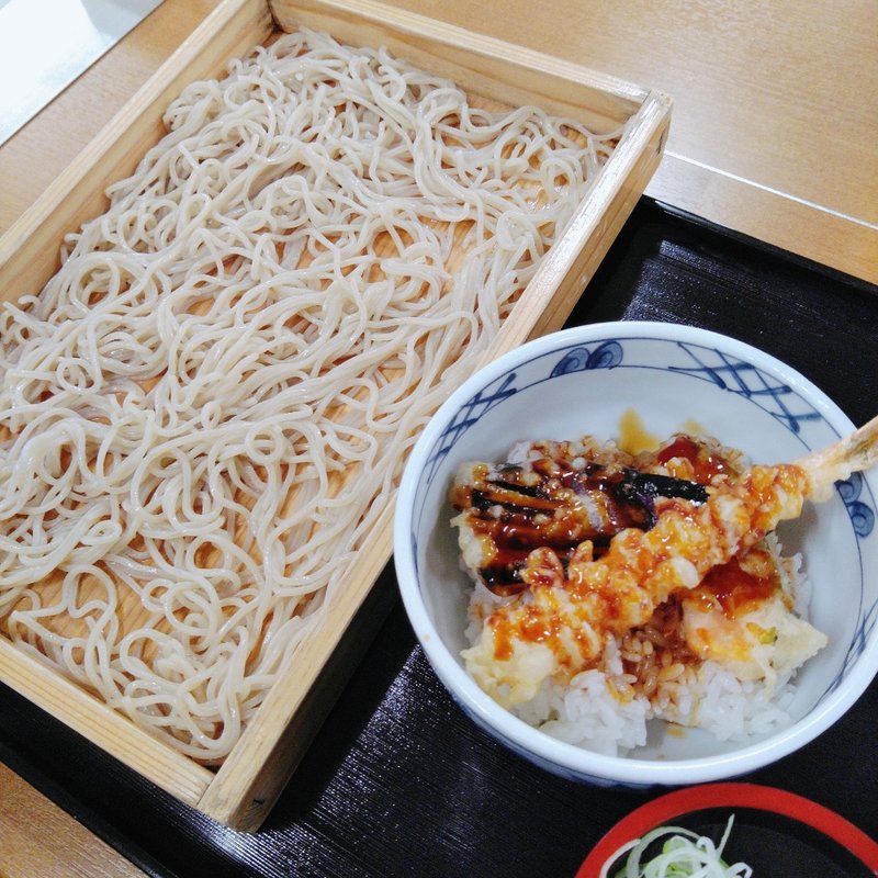 板そばミニ天丼セット(うぐいす亭)