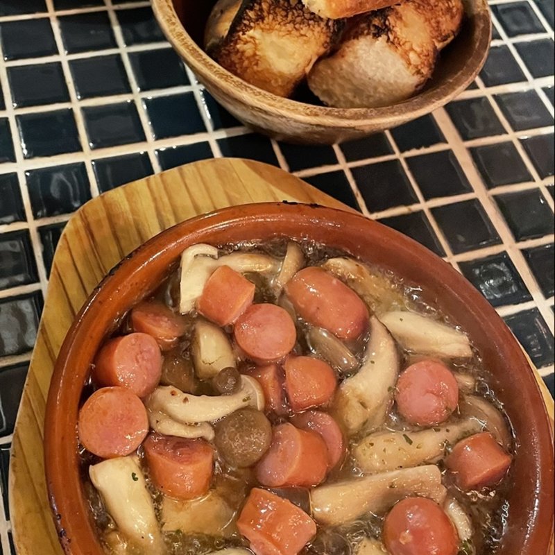 アヒージョ(サンロックカフェ （SUN ROCK cafe）)