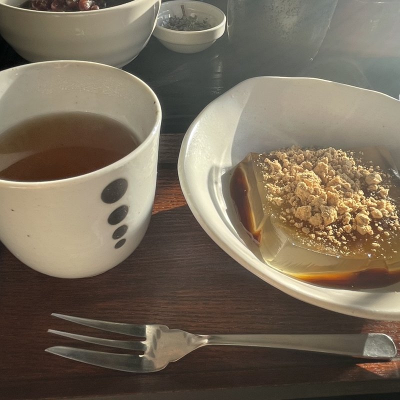 くず餅(衣掛茶屋 （キヌガケチャヤ）)