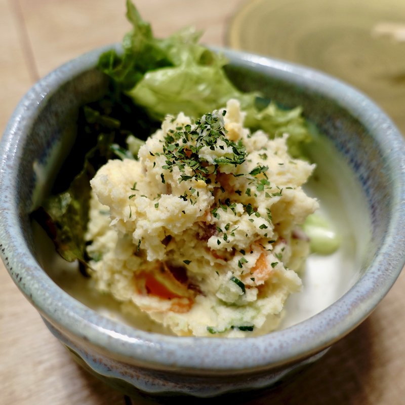 さつまい芋とじゃが芋のポテトサラダ(九州居酒屋 のぼせもん)