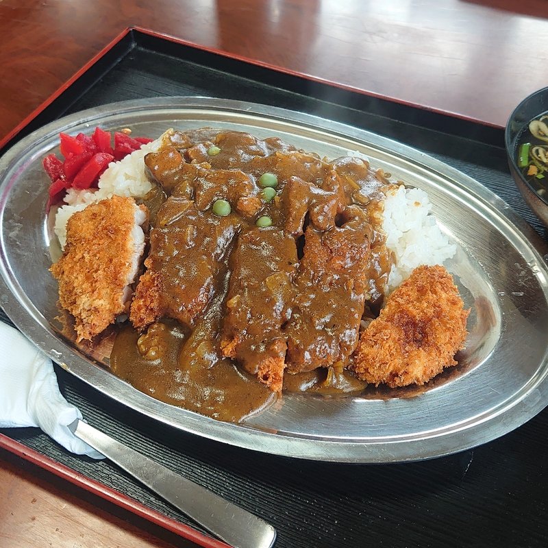 カツカレー＋大盛り(稲川屋 )