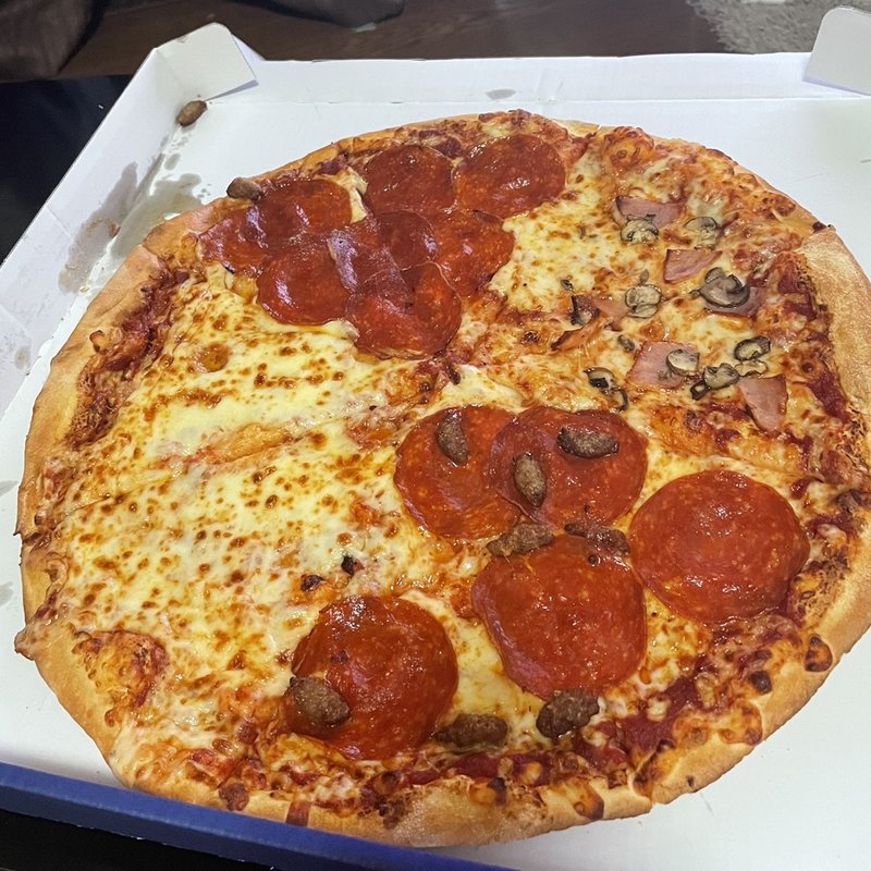 クワトロニューヨーカー(ドミノピザ 船橋高根台店)