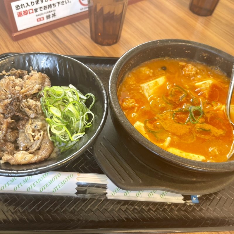 カルビ丼ミニとスン豆腐セット(韓丼 東岡山店)