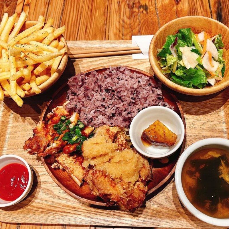 チキンタツタ定食(ABC canteen 池袋ルミネ)
