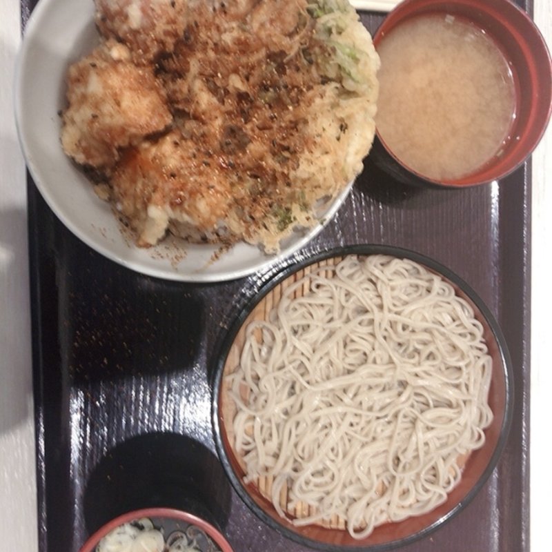 早春天丼小そばセット(天丼てんや トレッサ横浜店)