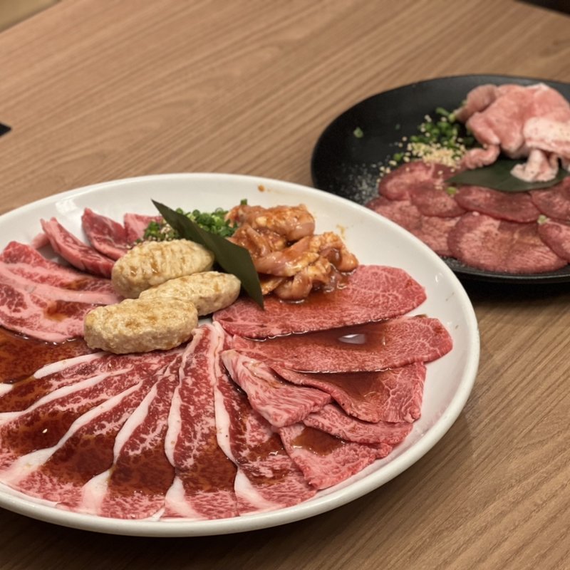 くに家　大皿盛り(焼肉　くに家)