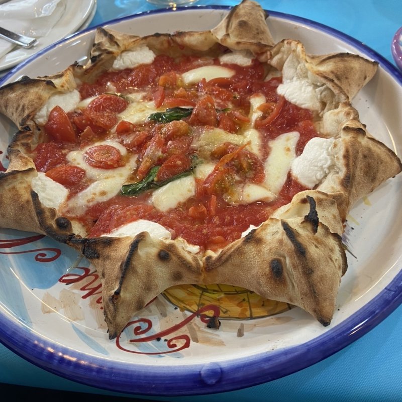 ドンサルヴォ(Pizzeria da peppe NAPOLI STA'CA" KOMAZAWA)