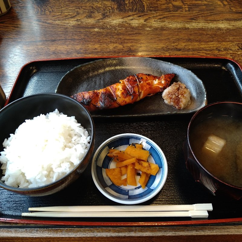 めぬけ定食(七郷屋 （しちごうや）)