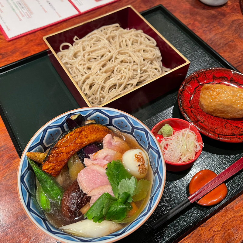 素揚げ野菜入り　鴨汁そば（白）(創愿)
