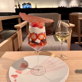 Parfait D’amour ~恋人たちのパフェ~(TEA AND BAR（THE THOUSAND KYOTO）)