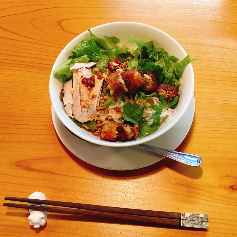 ブン・チャー・ソー(くにたちサイゴン桜 )