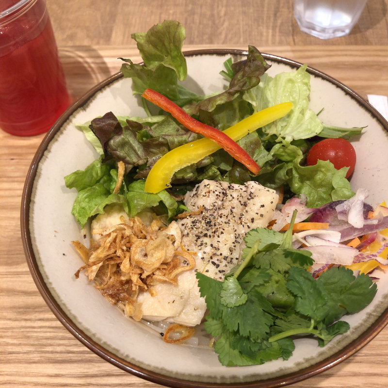 野菜たっぷりチキンフォー(ガパオキッチン CIAL横浜店)